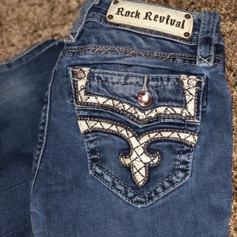 SOLD LOCALLY🚫Rock Revival